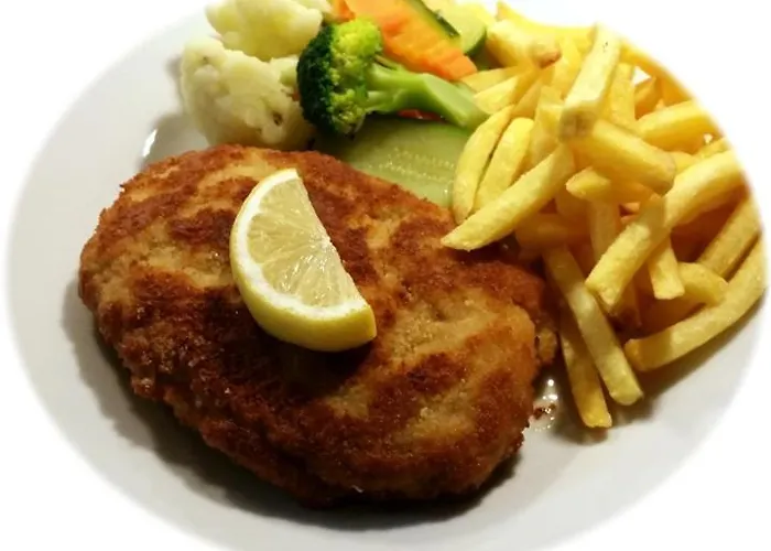 Mirchel Pintli, 2, & Restaurant Hotel