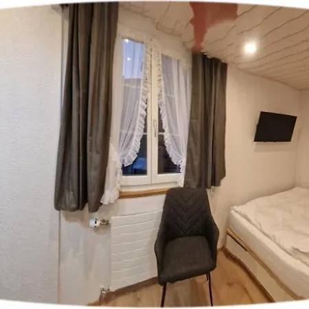 Mirchel Pintli, 2, & Restaurant Hotel *