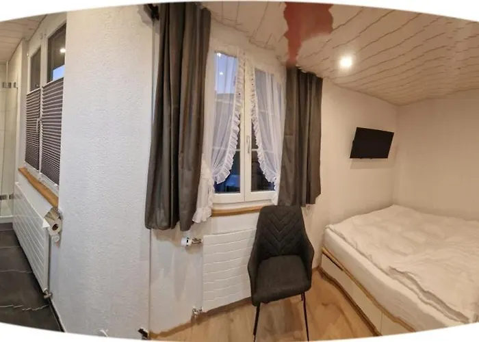 Mirchel Pintli, 2, & Restaurant Hotel Zäziwil